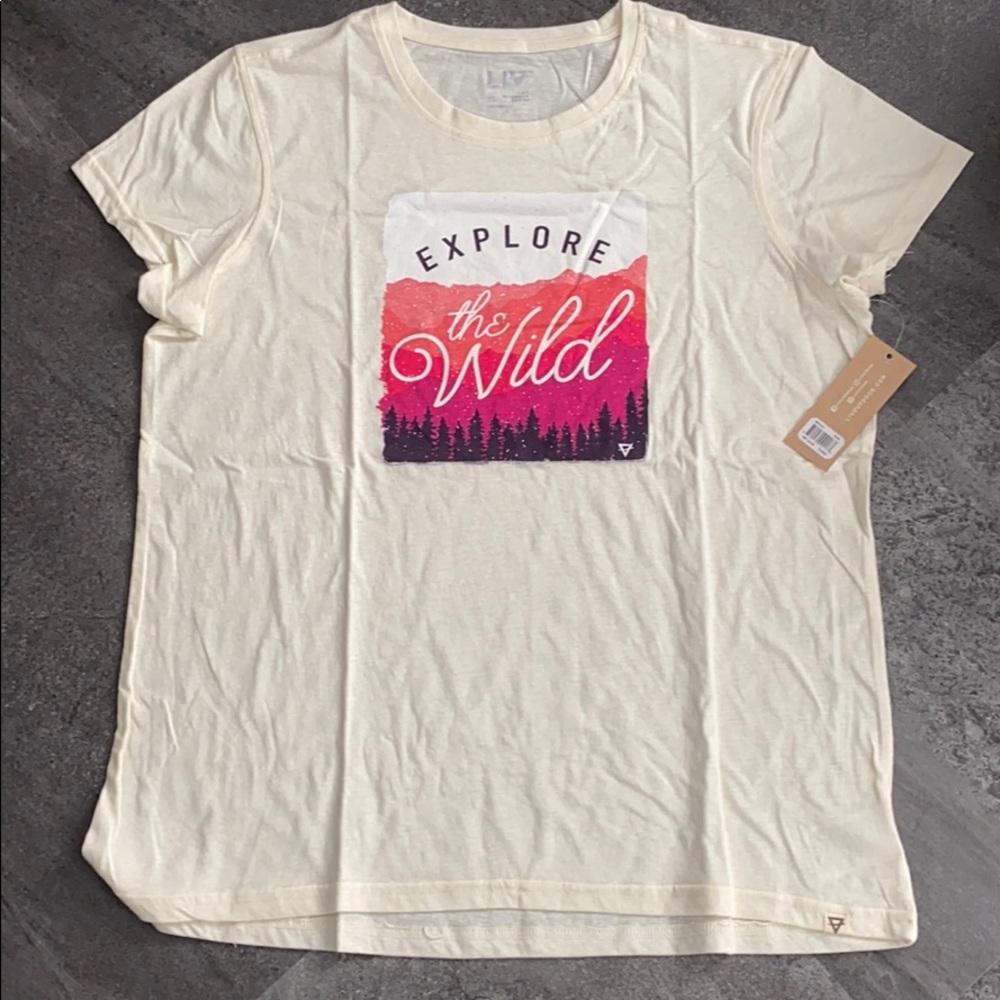 LIV outdoor “ explore the wild” shirt🌲 NEW - Picture 3 of 6